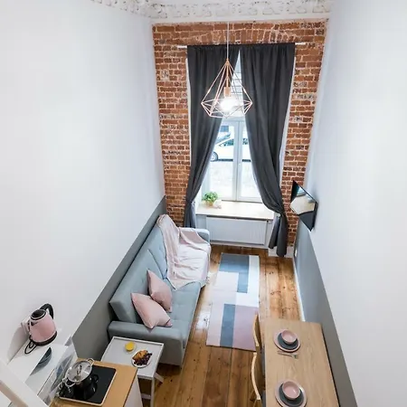 Momo Studio 25 Wrocław